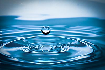 Wassertropfen © Pixabay, Rony Michaud